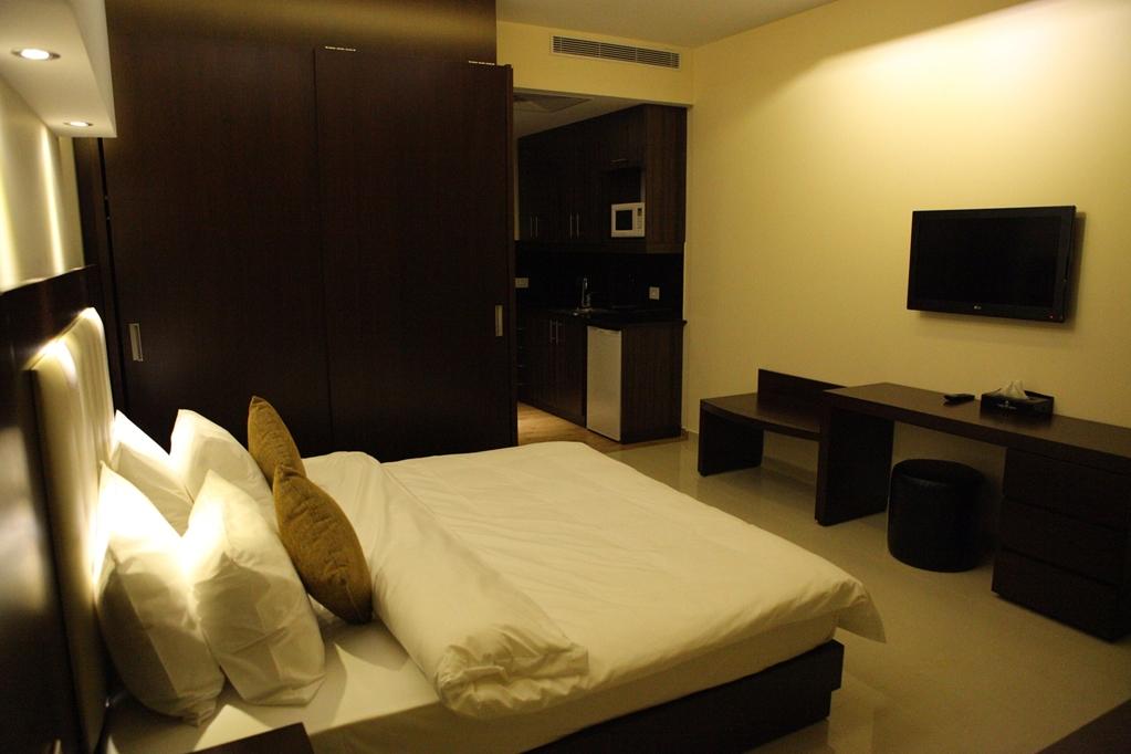 Jounieh Suites Boutique Hotel Room photo