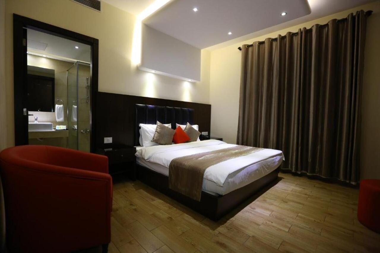 Jounieh Suites Boutique Hotel Exterior photo