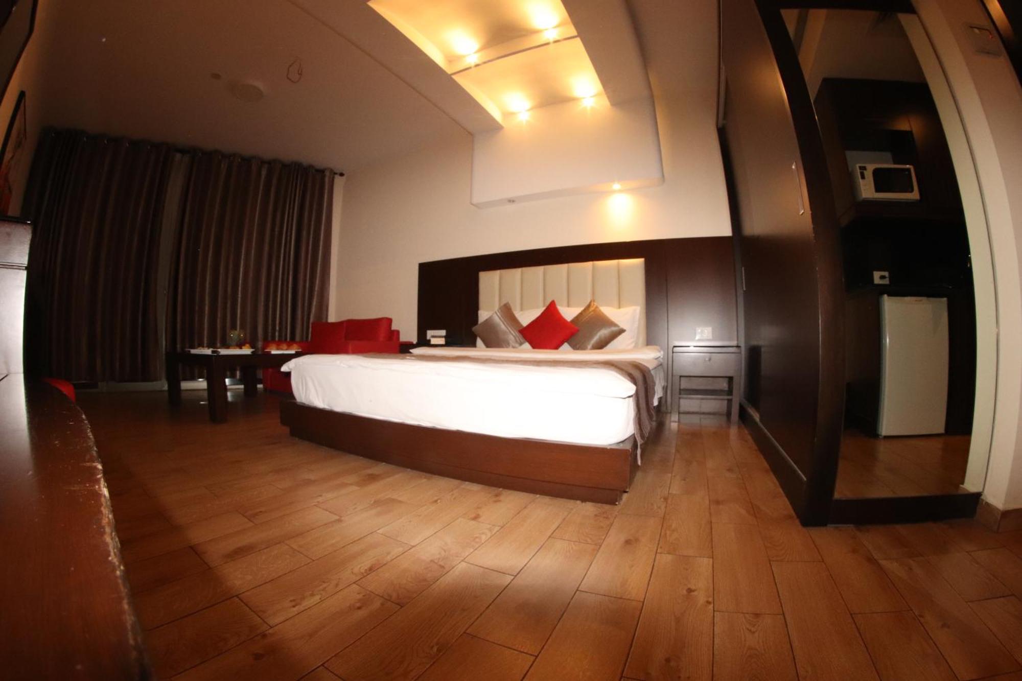 Jounieh Suites Boutique Hotel Exterior photo